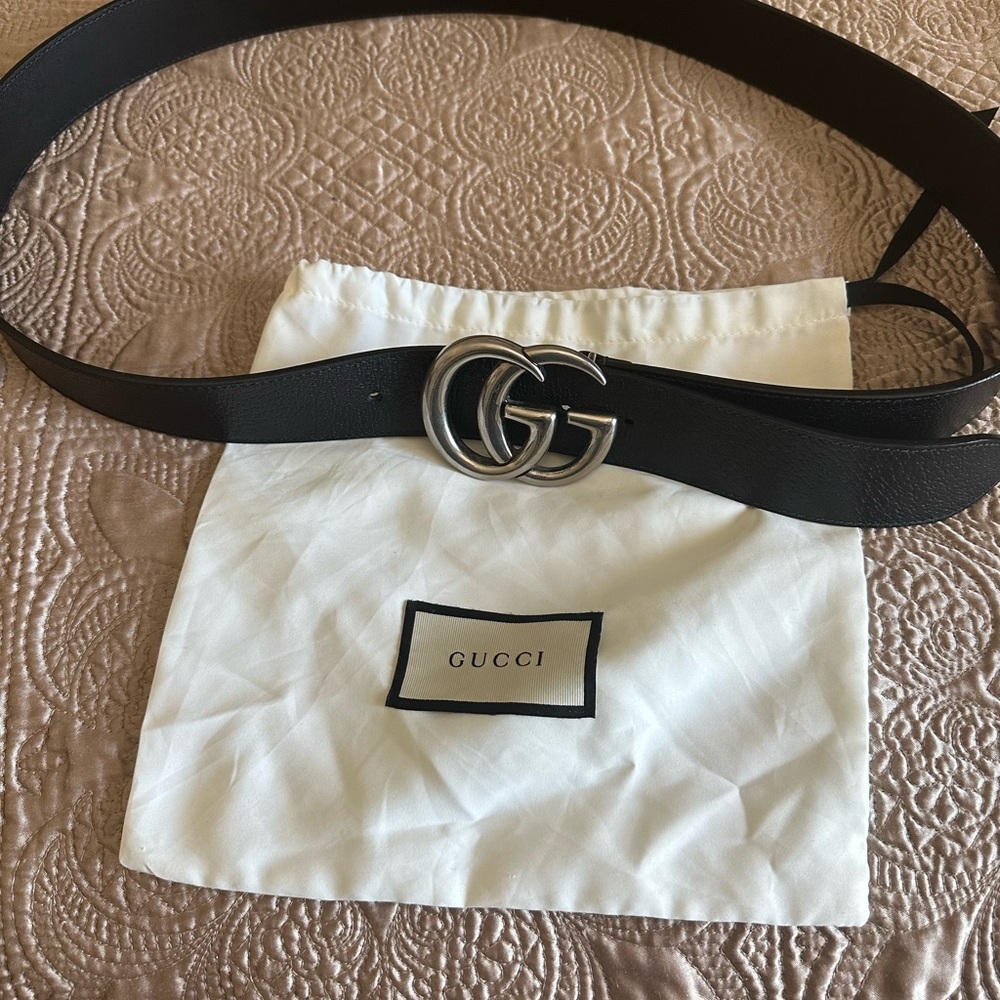 Men’s black Gucci leather belt with double G buckle size up to 46